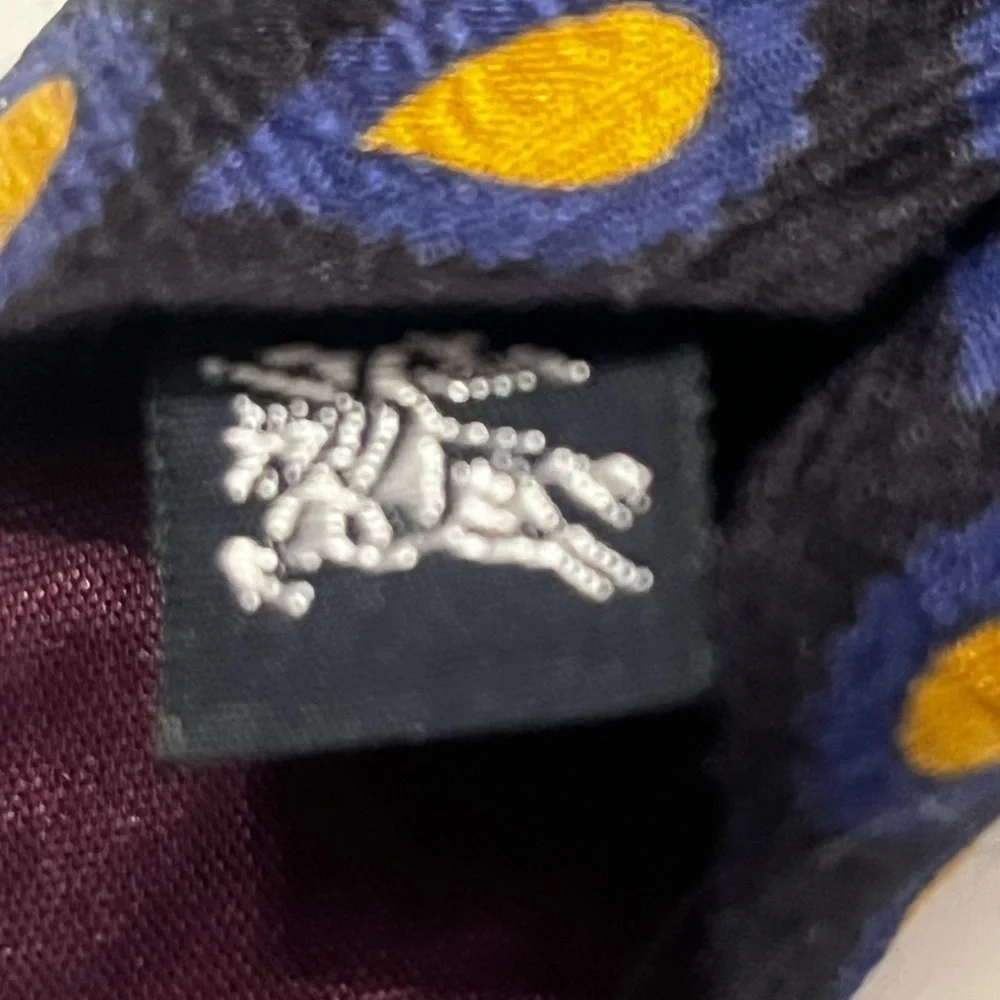 BURBERRY Blue Teardrop 100% Silk Tie (Handmade in Italy)